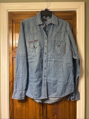 CRUEL Light Wash Denim Shirt - Light Blue